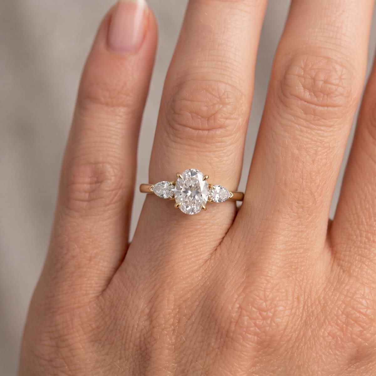3Diamonds Oval 1,30 ct. - BREEDIA