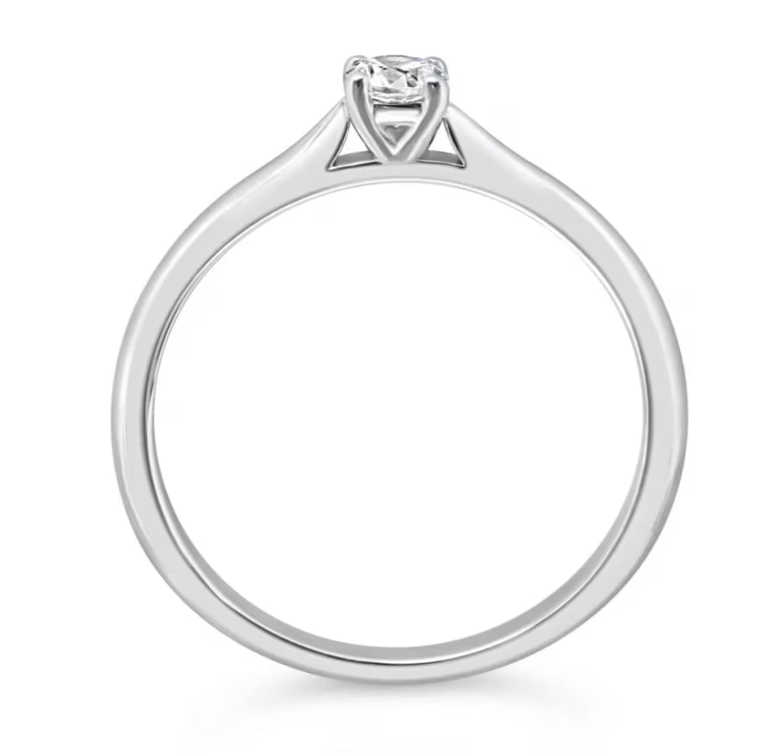 Maja 0,15 ct.