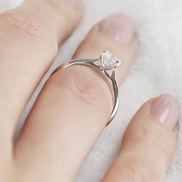 Maja 0,70 ct.