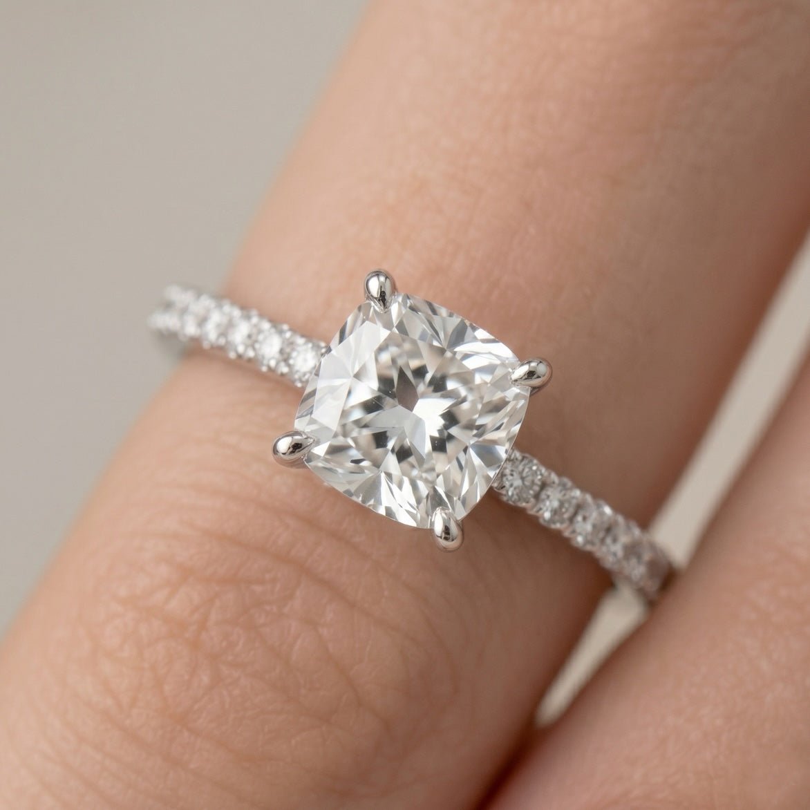 Cushion Pave 1,16 ct. - BREEDIA